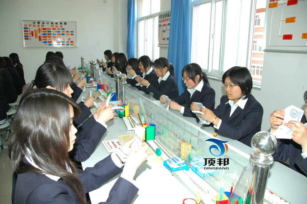 财会模拟实验室设备(两边座、每桌六座)