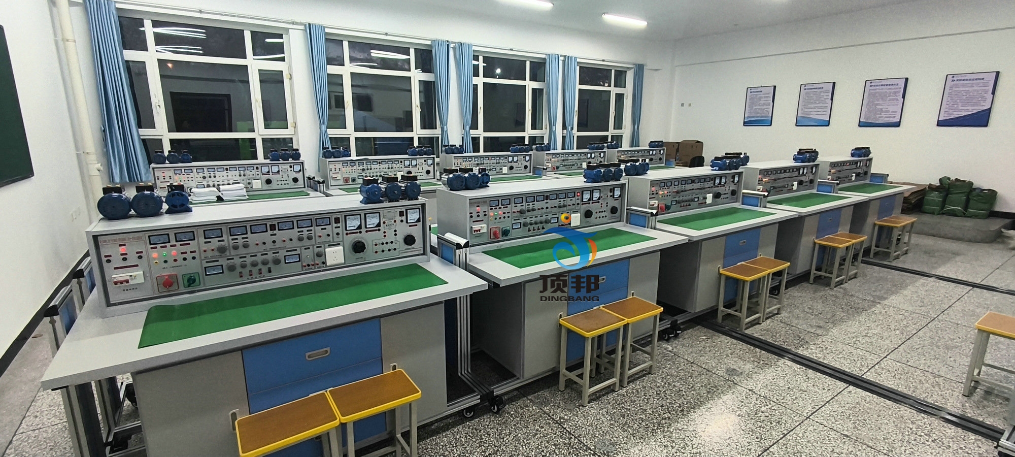 电工电子实训台